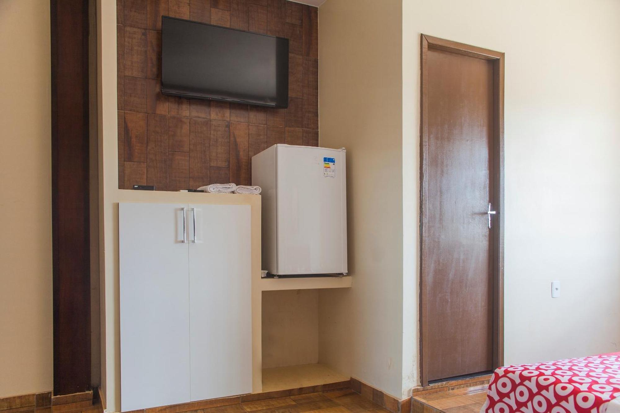 Oyo M&J Hotel Santo Antonio do Descoberto Ngoại thất bức ảnh